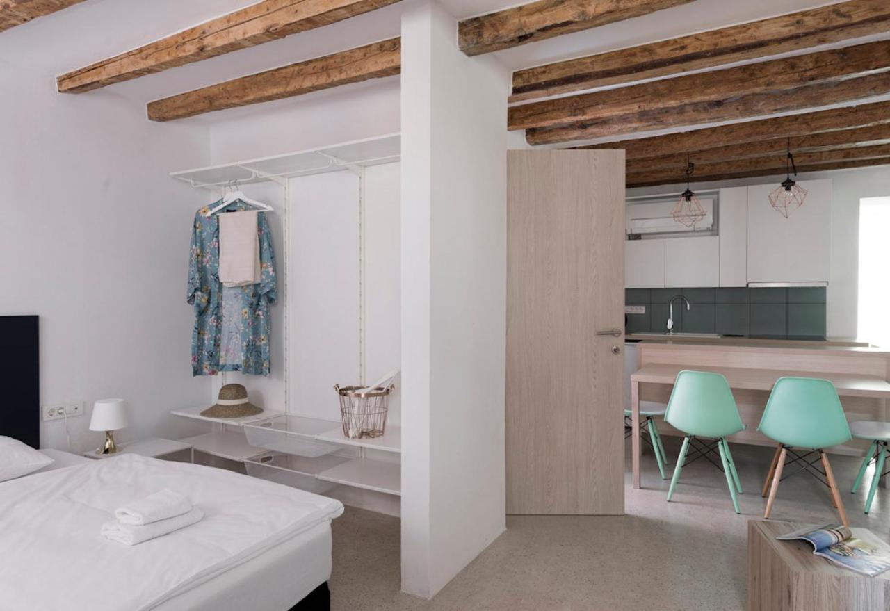 Labum Accommodation Izola Exterior photo