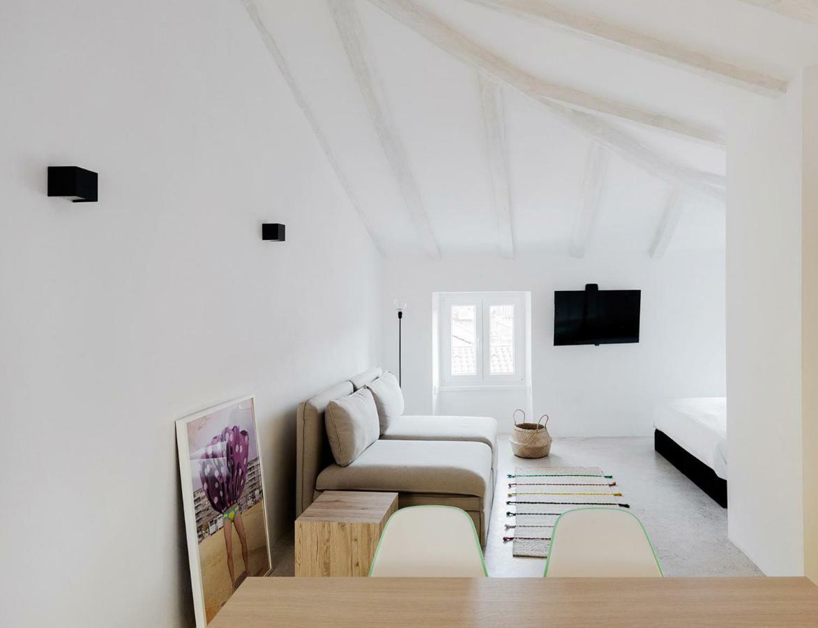 Labum Accommodation Izola Exterior photo