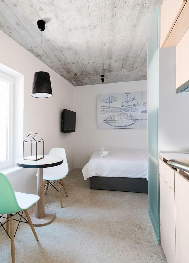 Labum Accommodation Izola Exterior photo