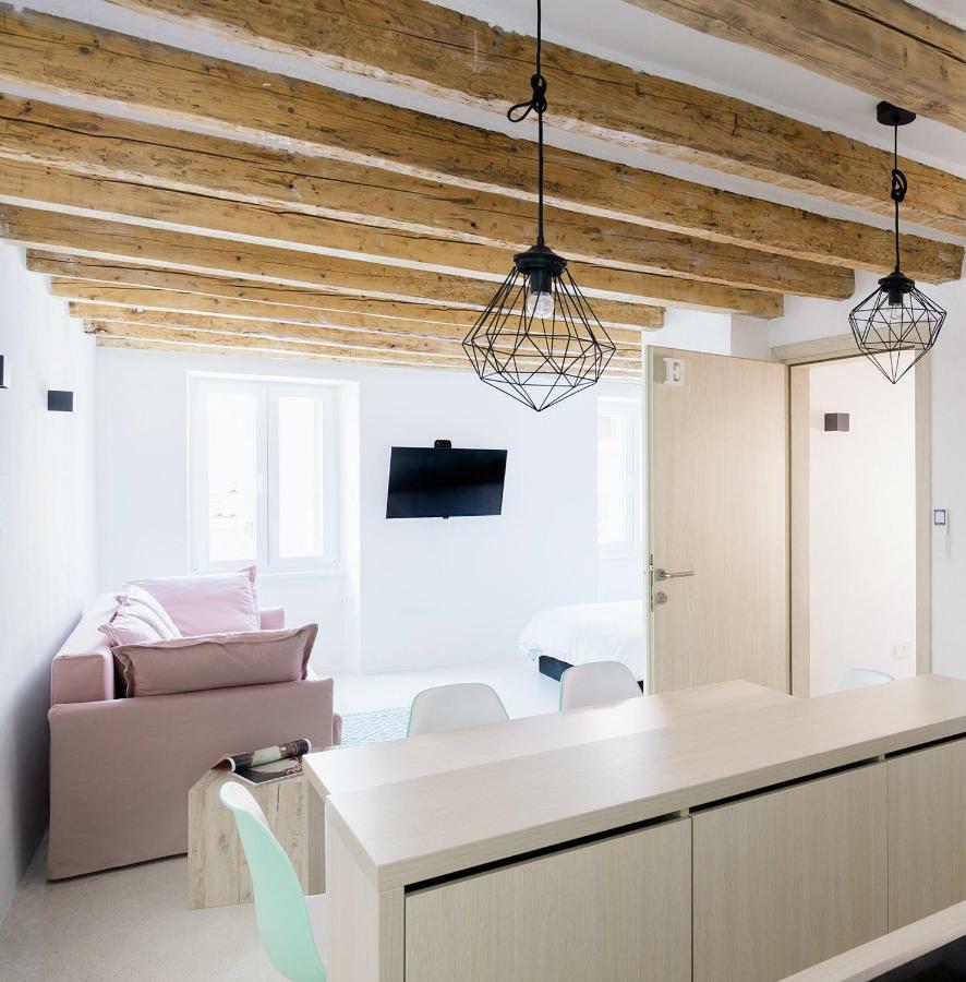 Labum Accommodation Izola Exterior photo